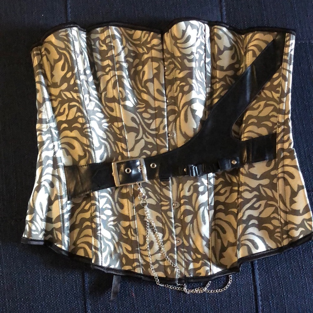 Corset size large